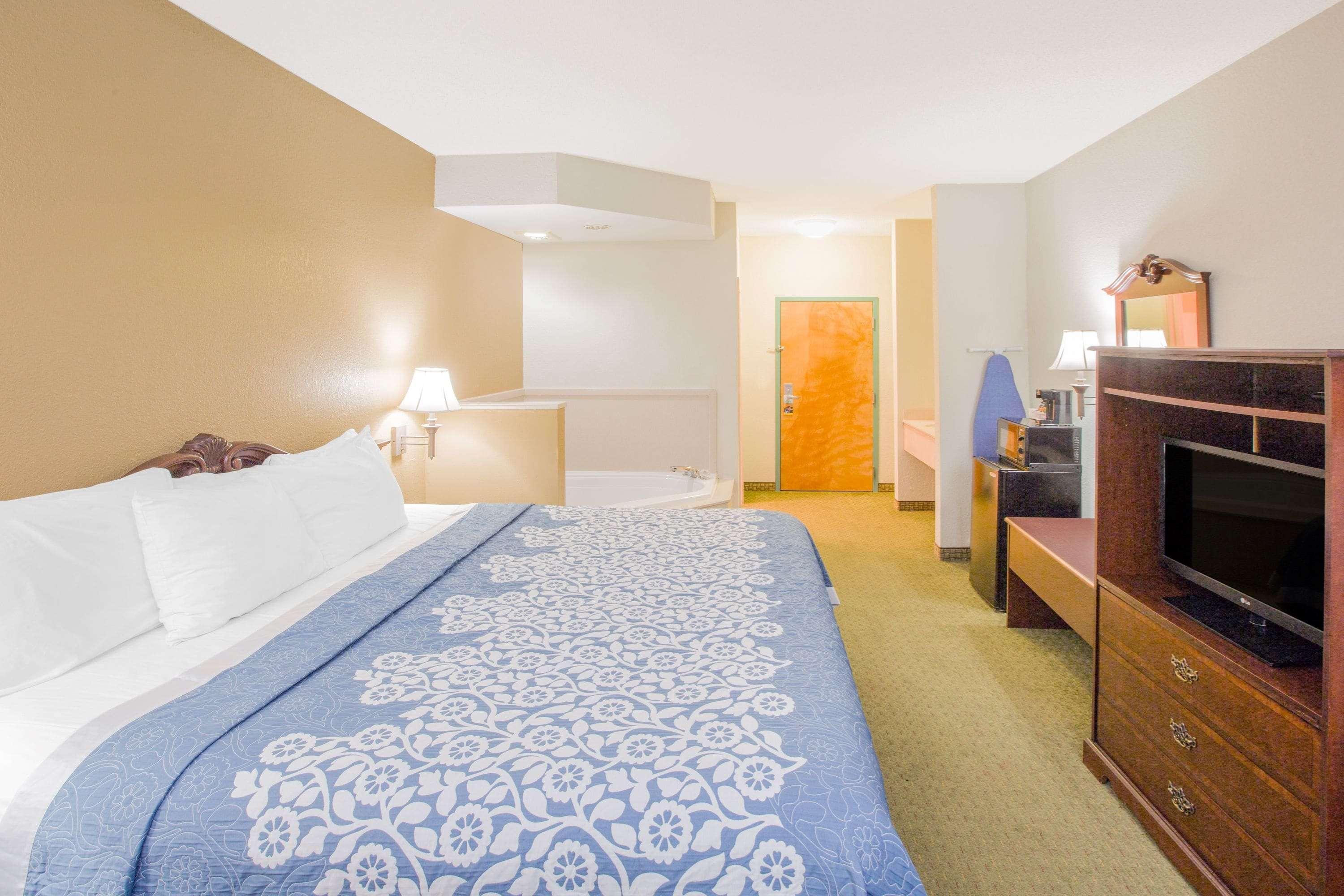 Days Inn By Wyndham Hattiesburg Ms Екстер'єр фото